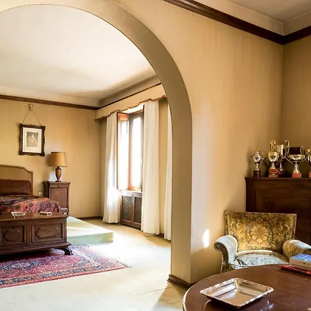 Hotel Dom *