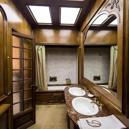 Hotel Dom Piacenza